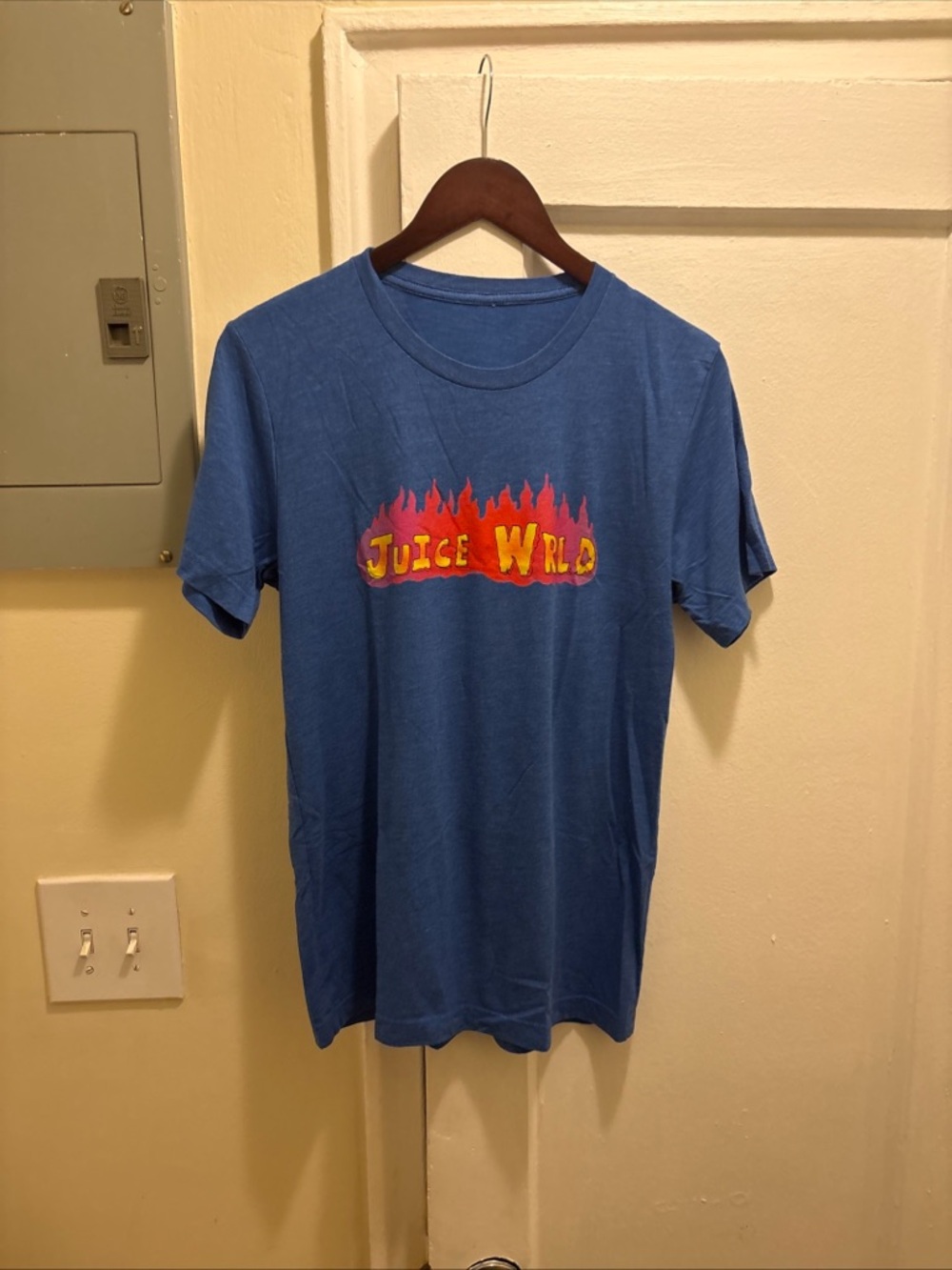 Men’s Juice Wrld logo Blue Graphic Tee Flame Logo size small
